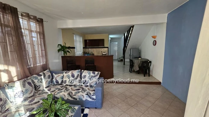 2 duplex apartments with shared pool 