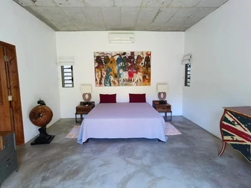 4 Bedroom Villa