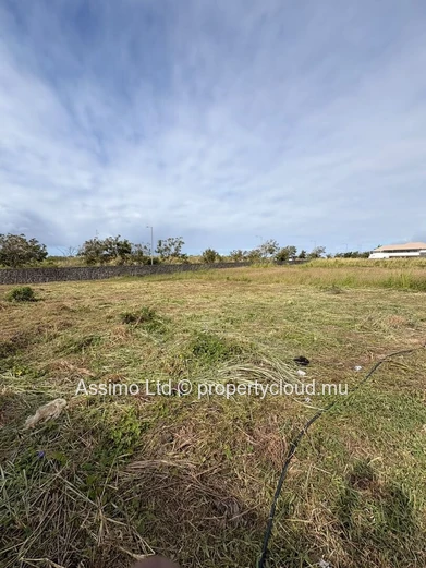Terrain résidentiel de 829 m² à vendre à Beau Vallon
