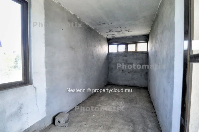 Espace de stockage de 275 m²