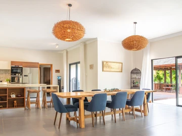 4 Bedroom Villa