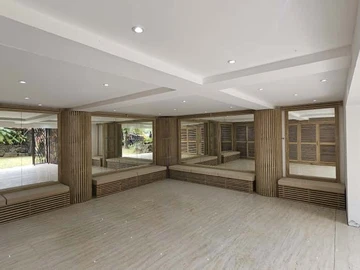 Maison de 8 Chambres