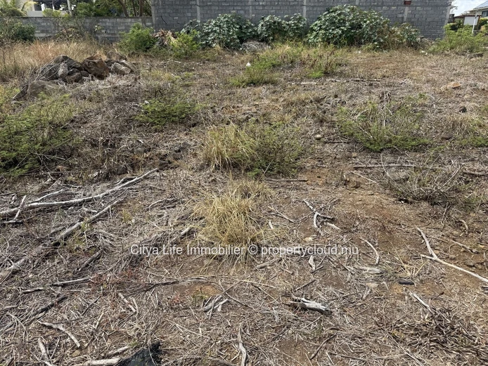 Beautiful Residential Land for Sale – Flic en Flac