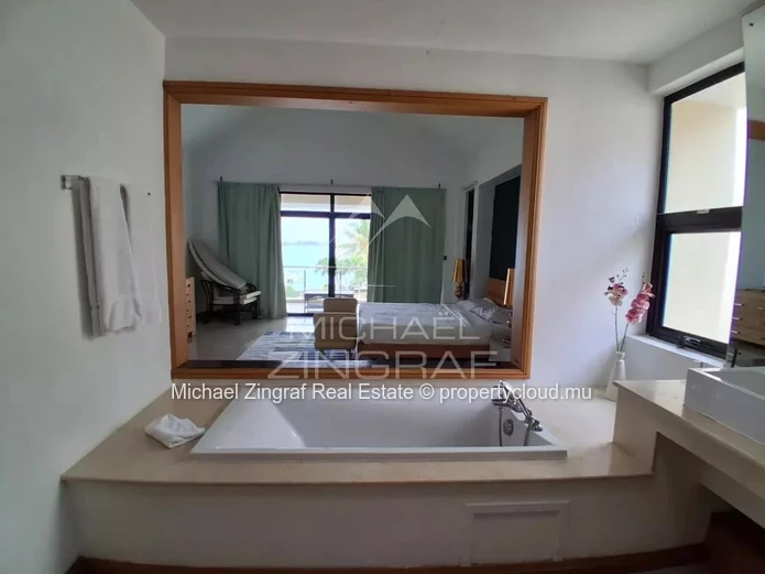 Beachfront Duplex Villa with Exceptional Views in Pointe aux Canonniers