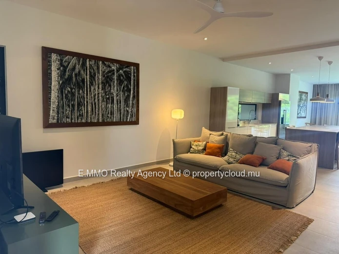 Luxury Spacious 4-Bedroom, 4-Bathroom Apartment with Panoramic Views – 262 sqm – Belle Vue Living