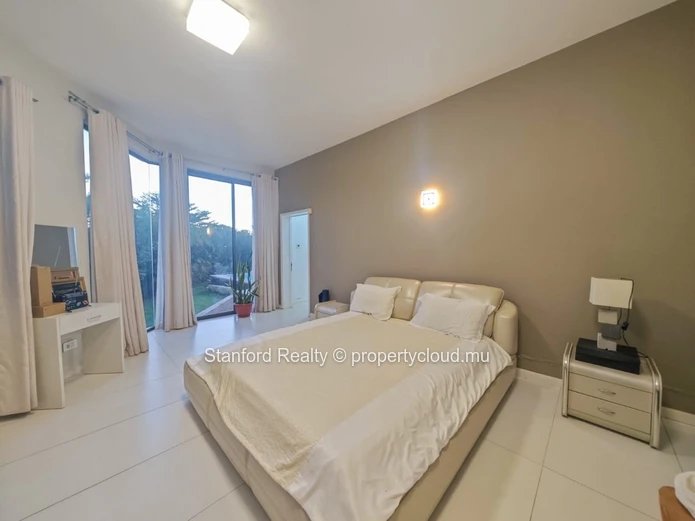 Spacious 4-Bedroom Villa for Rent in a Secure Gated Community - Bagatelle