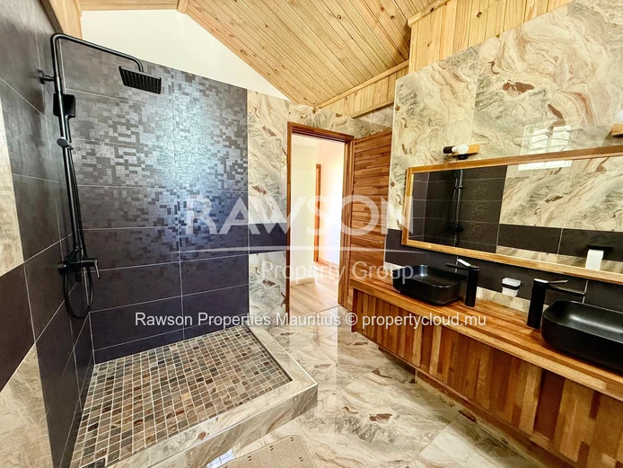3 Bedroom House For Sale in Tamarin