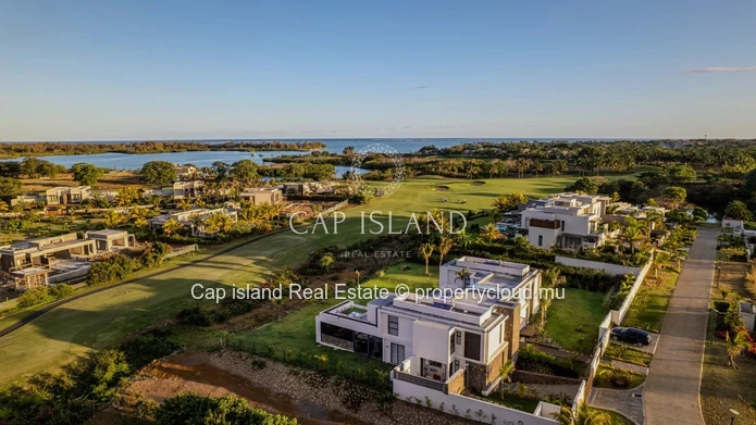 Luxueuse villa 5ch, accès Golf et plage