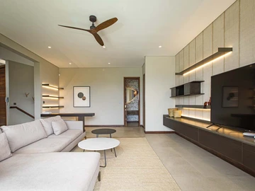 4 Bedroom Villa
