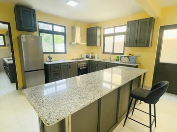 3 Bedroom Townhouse, Duplex
