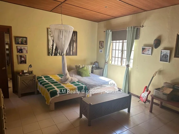 Spacious House with Pool and Garden for Sale in Tamarin, Mauritius