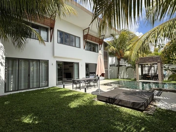 4 Bedroom Villa