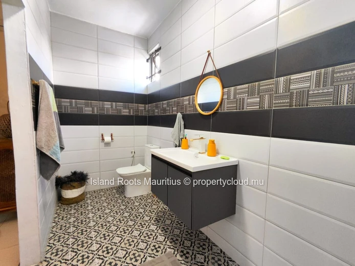 Stunning contemporary 3-bedroom villa in Pereybère – Long-term rental