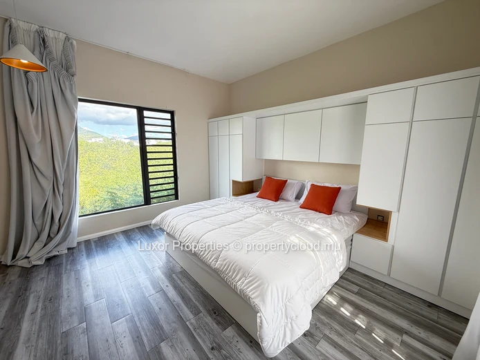  Duplex De Luxe À Louer – Ruisseau Palmyre