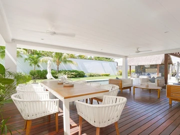 4 Bedroom Villa
