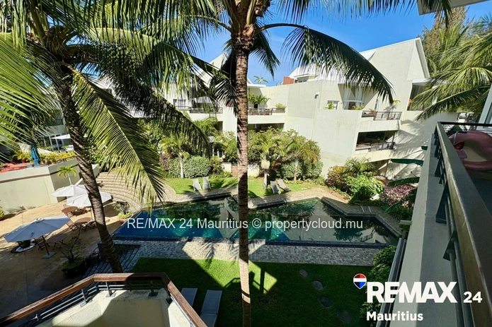 Modern 3-Bedroom Penthouse for Sale in bain Boeuf