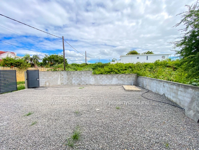 Calodyne - New house for sale 400m from the lagoon