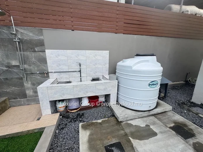 Superbe villa moderne 3 chambres avec piscine – Trou aux Biches
