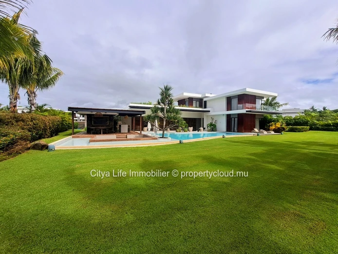 Luxurious IRS Villa with Private Pool in Beau Champ - Fully Furnished and Close to Amenities €