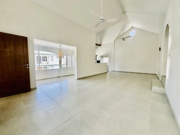 Maison de 6 Chambres