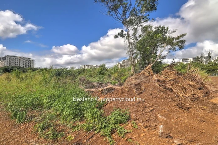 Residential & commercial/residential Plot of 4220.77 