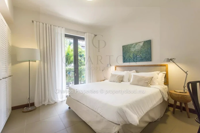 Prestige apartment with sea view on the North-East coast