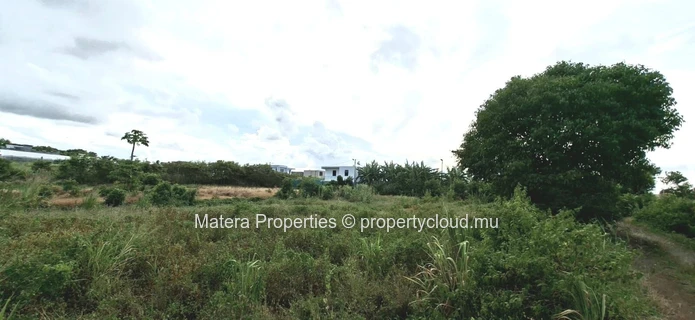 Residential Land in Petit Raffray 420m² for Rs!