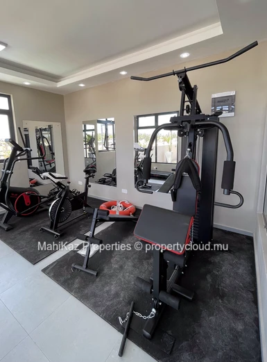 Modern 3-Bedroom Apartment for Rent in Flic en Flac, Mauritius – Rooftop Pool & Sea Views
