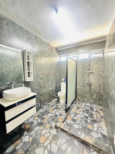 Villa luxueuse à louer – Cagoule (près de Royal Park)