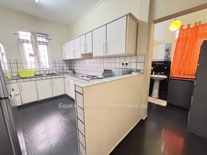 Appartement 2 Chambres Avec Piscine À Proximité Du Golf De Mont Choisy