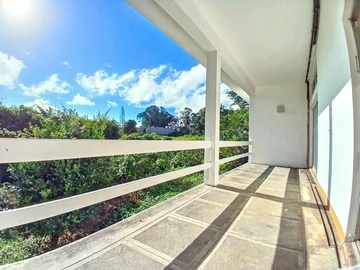 8 Bedroom House