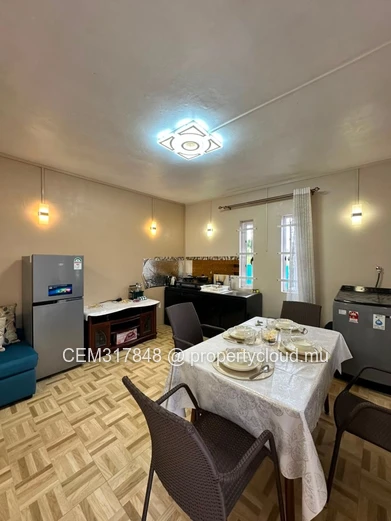Appartement d'une Chambre à Louer – Centre de Flacq