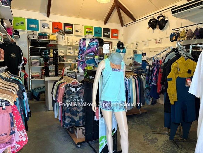 For Sale - Commercial building in Le Morne