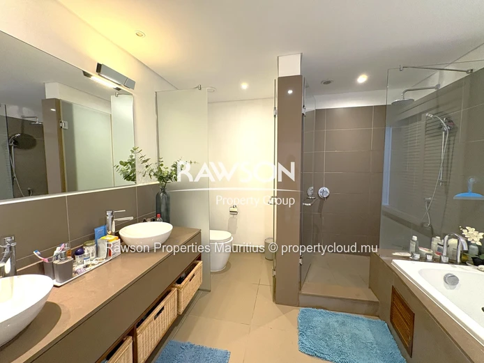 Amazing Ground Floor Apartment - € 650,000