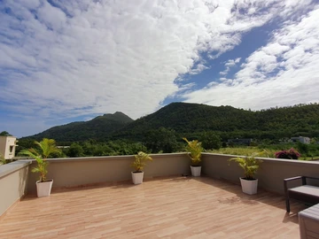 5 Bedroom Villa