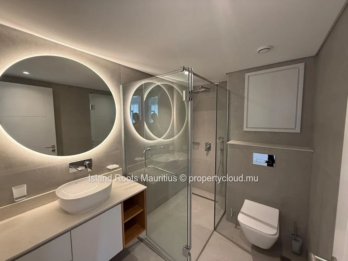 Brand-New 3-Bedroom Apartment for Rent in Péreybère.