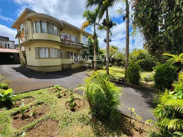 Prime Located House For Sale In Curepipe.