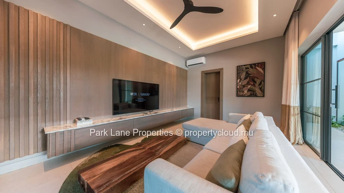 Luxury Villa in Anahita Mauritius – Contemporary Elegance in a Prestigious Estate
