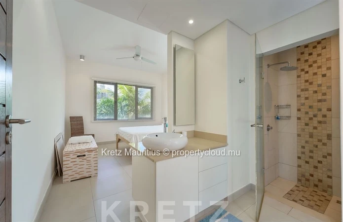 Appartement élégant à 1 minute de la plage