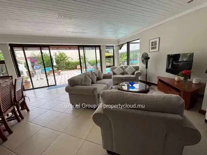 Villa moderne 3 chambres en suite avec piscine privée