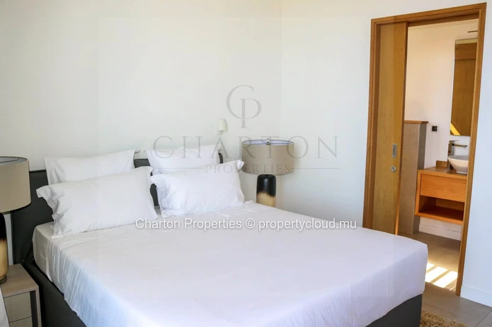 Contemporary 4-bedroom villa with a pool in a stunning natural setting in private Tamarin