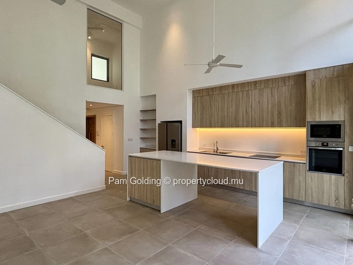 Appartement de 3 Chambres à Vendre à Pointe aux Canonniers | Marine Residences