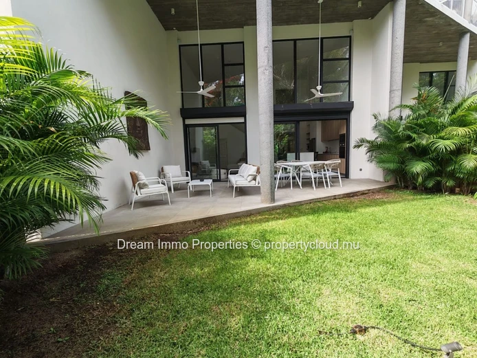 Appartement Duplex Neuf & Luxueux Dans Un Secteur Premium A Pte Aux Canonniers - Ile Maurice