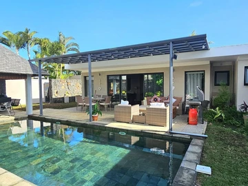 Private 4 Bed Villa just minutes from Bain Boeuf Beach