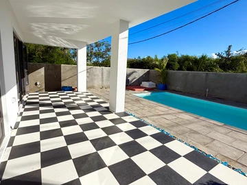 4 Bedroom Villa
