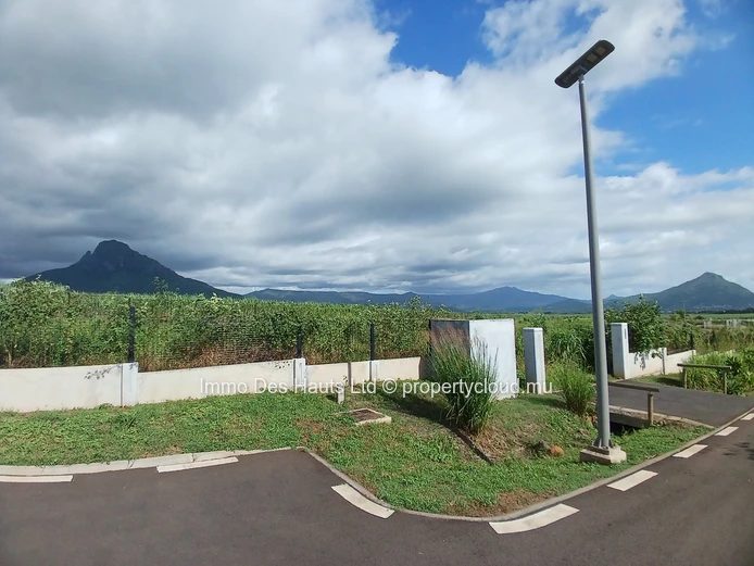Residential land for sale Magenta 