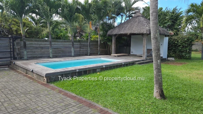 3-bedroom house with swimming pool for sale in Pointe aux Canonniers