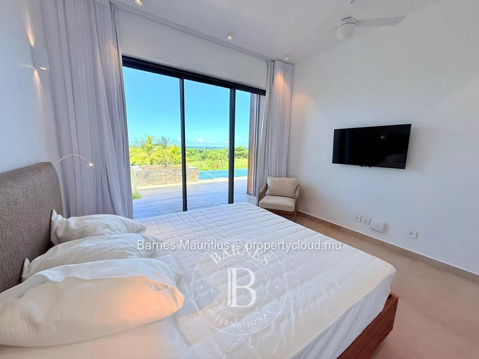BEL OMBRE – Villa contemporaine neuve avec vue mer et golf – 4 chambres