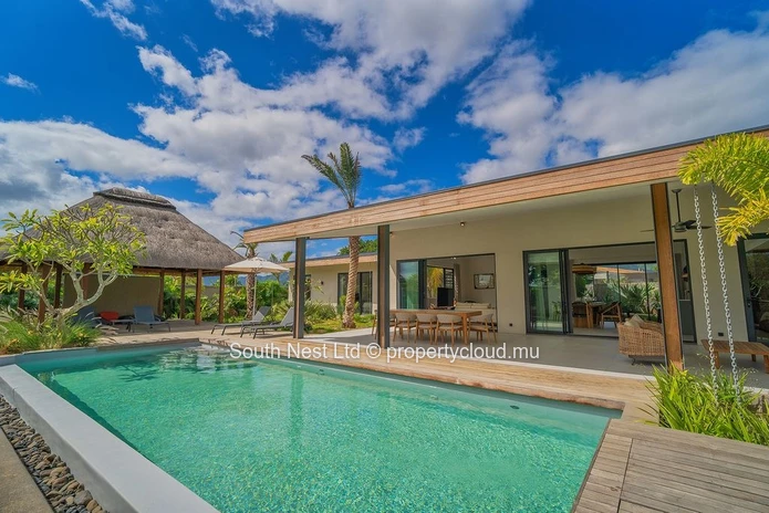 Prestige 4 bed Contemporary Villa – West Coast Living in the Heights of Tamarin