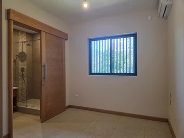 4 Bedroom Apartment